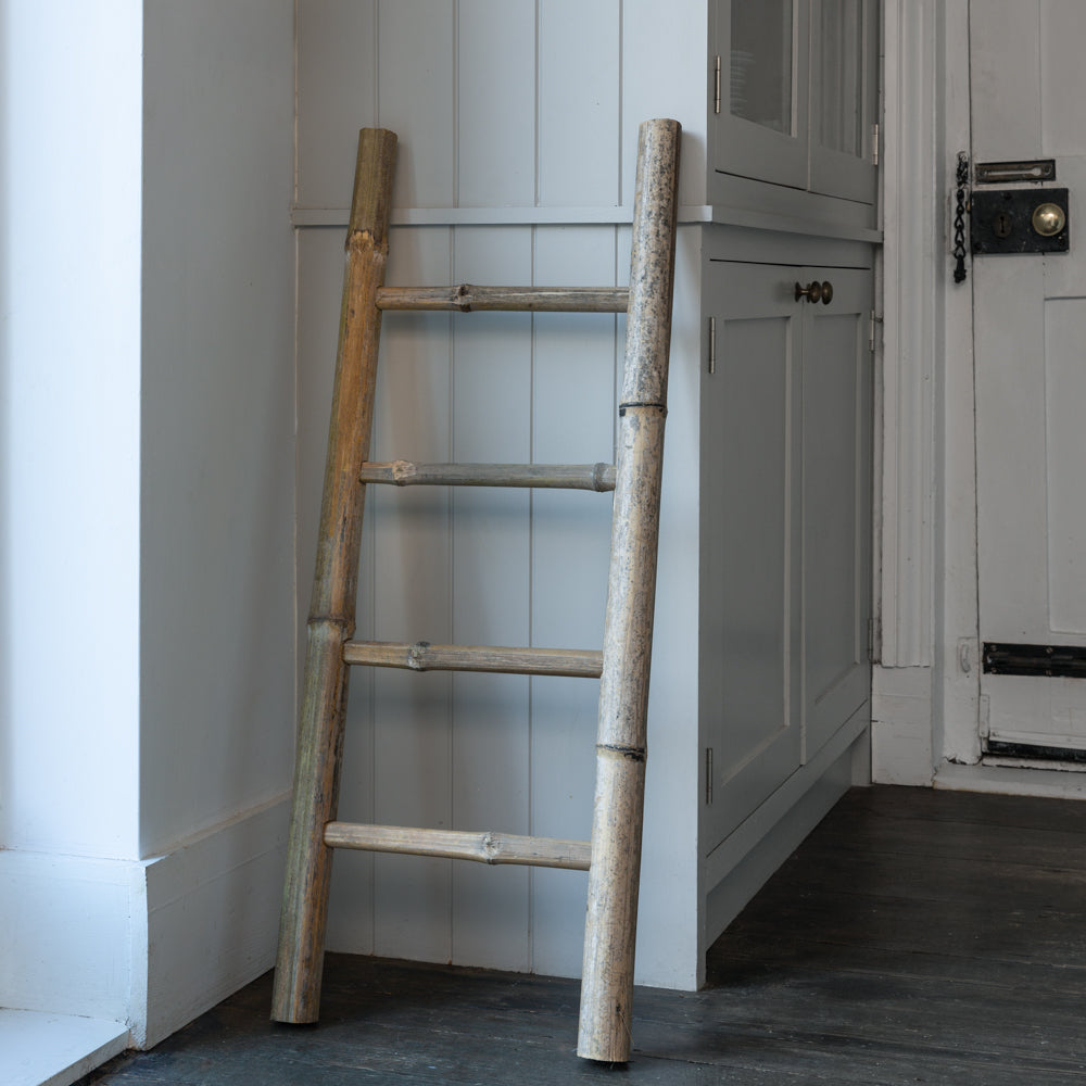 Bamboo Display Ladder With 4 Rungs